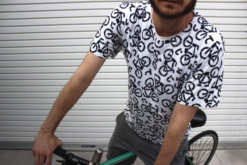 Tokyo Signs™ - Products inspired by the streets of Tokyo - Tokyo Bicycle T-shirt